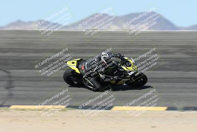 media/May-10-2025-Race Pace (Sat) [[db32fef2da]]/Vested/3-Bowl Set 1 (9am)/